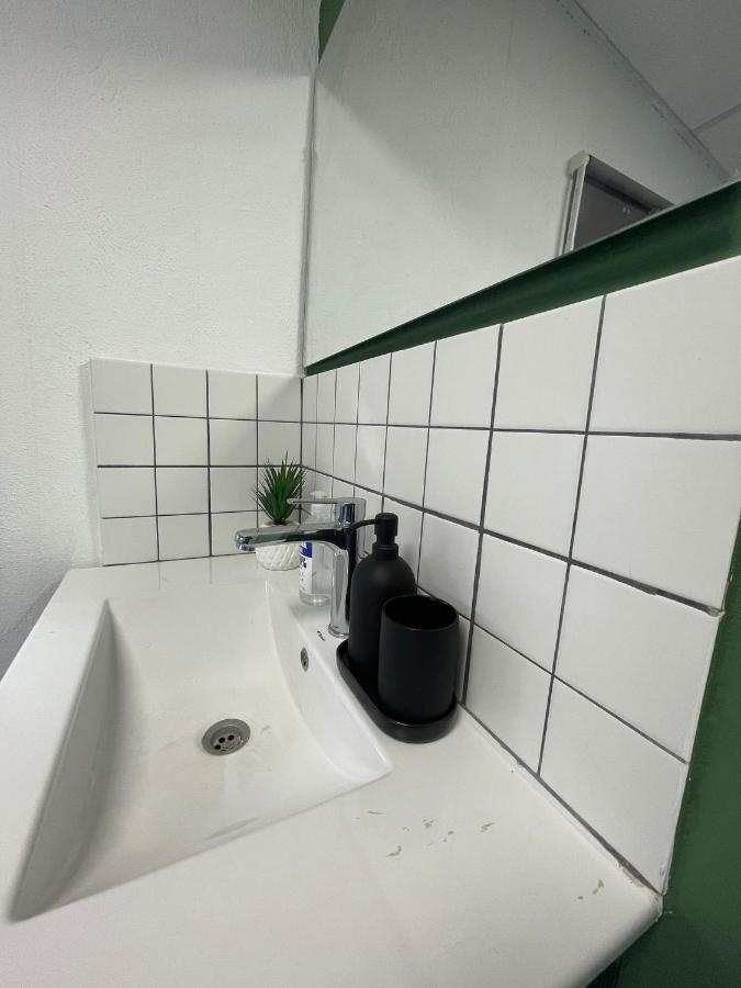 מתחם החוף Lägenhet Tel Aviv Exteriör bild